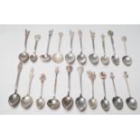 LARGE QUANTITY OF SILVER 925 TEASPOONS
