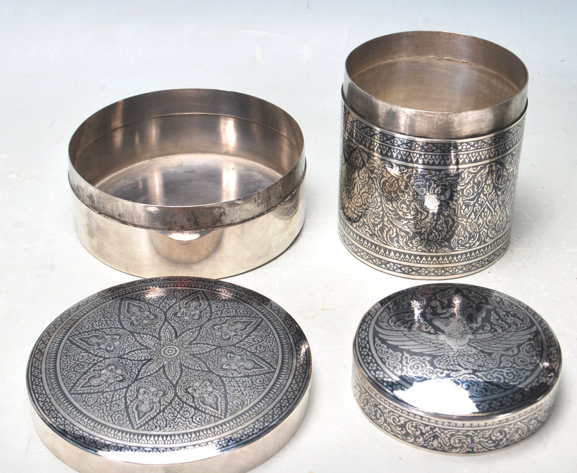 SOUTH EAST ASIAN NIELO SILVER WARES - Bild 6 aus 8