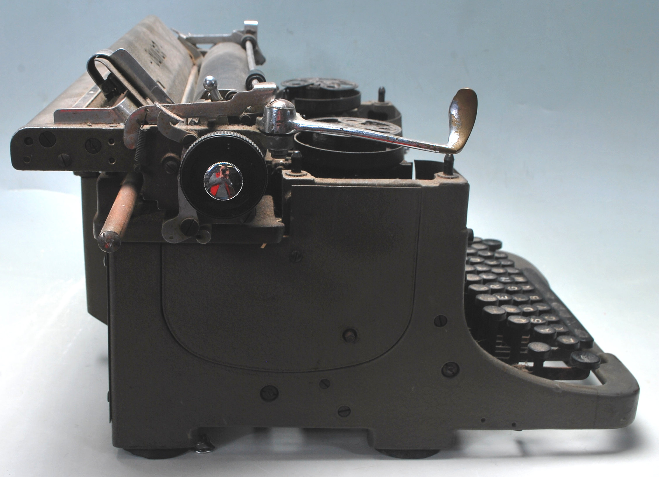 1950’S RETRO OLIVER NO 20 TYPEWRITER WITH BAKELITE KEYS - Image 5 of 7