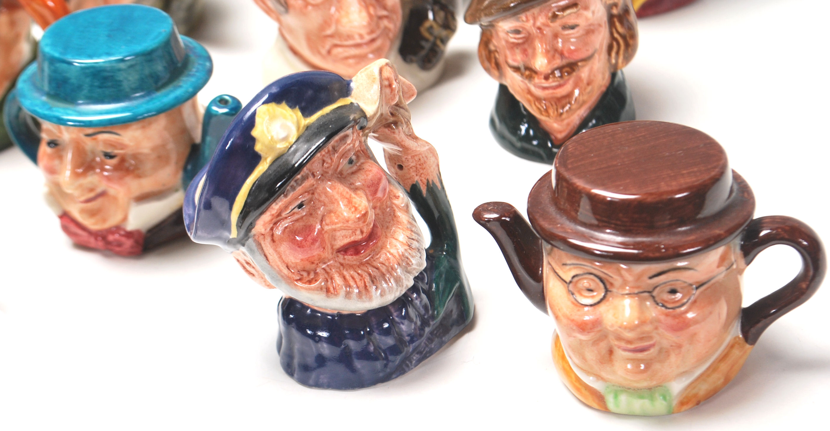 A LARGE COLLECTION OF ROYAL DOULTON MINATURE TOBY JUBS IN MANY CHARACTERS. - Image 10 of 12