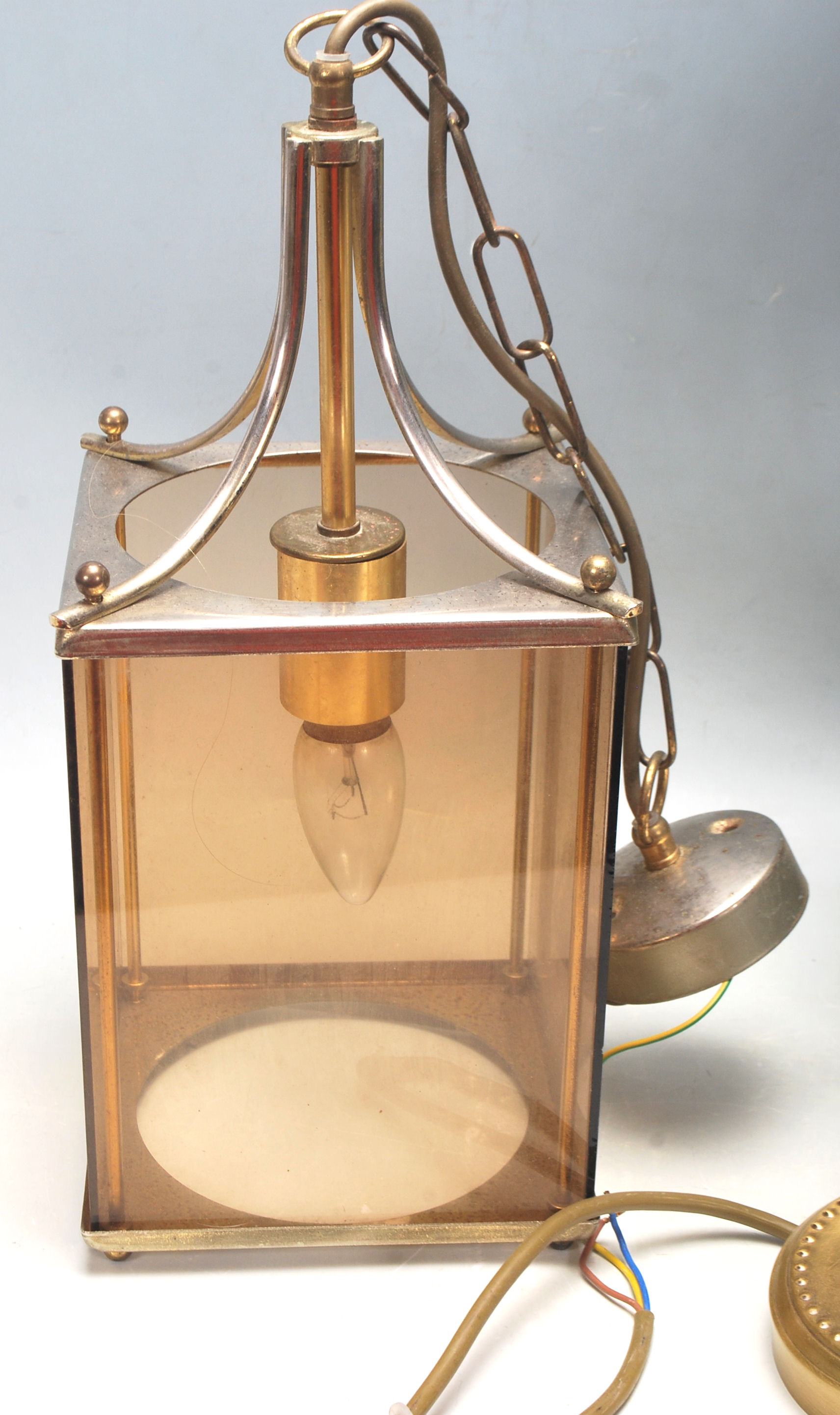 THREE LATE 20TH CENTURY ANTIQUE STYLE PORCHES LAMP / LANTERN - Image 2 of 7