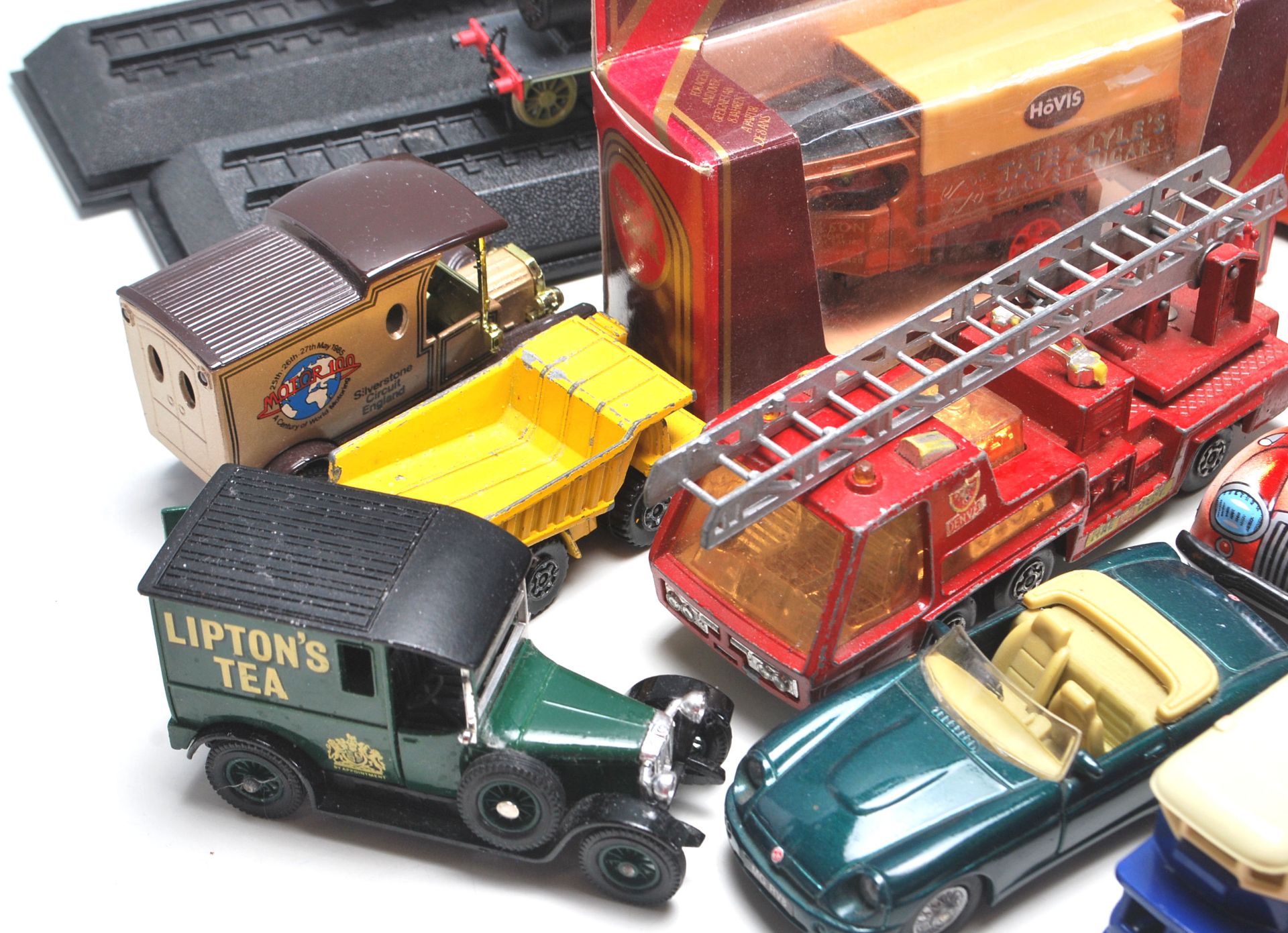 COLLECTION OF DIE CAST TOY CARS AND MODEL TRAINS