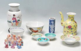 GOOD COLLECTION OF CHINESE REPUBLIC PORCELAIN