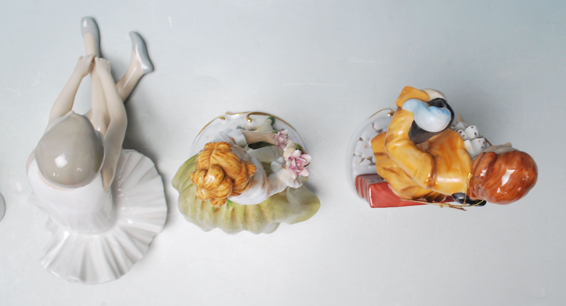 COLLECTION OF LATE 20TH CENTURY CERAMIC FIGURINES BY NAO, MARCO GINERO ETC - Bild 4 aus 10