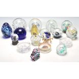 RETRO 20TH CENTURY GLASS PAPERWEIGHTS