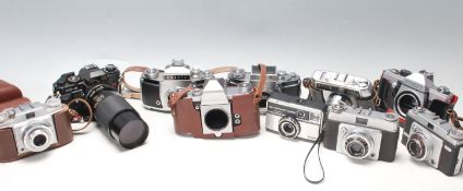 35MM CAMERAS/ PHOTOGRAPHS CAMERAS