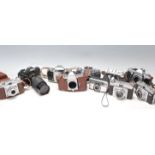 35MM CAMERAS/ PHOTOGRAPHS CAMERAS