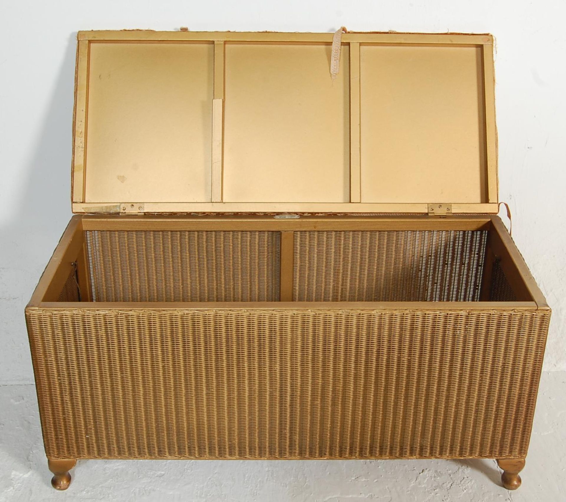 MID CENTURY LLOYD LOOM OTTOMAN AND LAUNDRY BASKET - Image 6 of 14