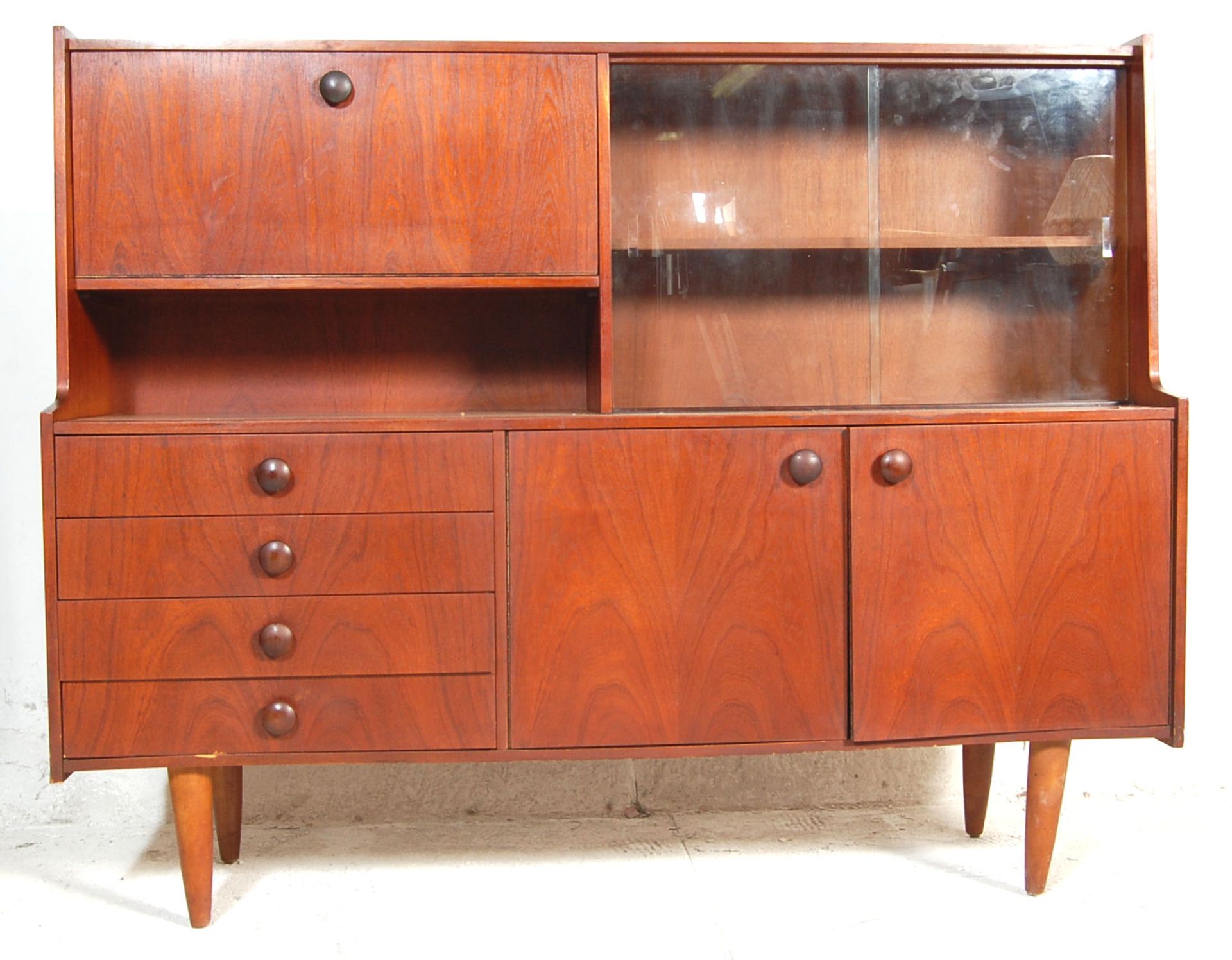 A RETRO MID 20TH CENTURY TEAK WOOD HIGH SIDEBOARD - Bild 2 aus 5