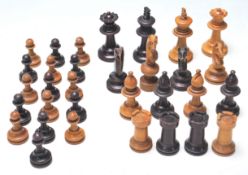 EARLY 20TH CENTURY FRENCH CHESS PIECES