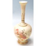 VICTORIAN ROYAL WORCESTER IVRY BLUSH PORCELAIN VASE