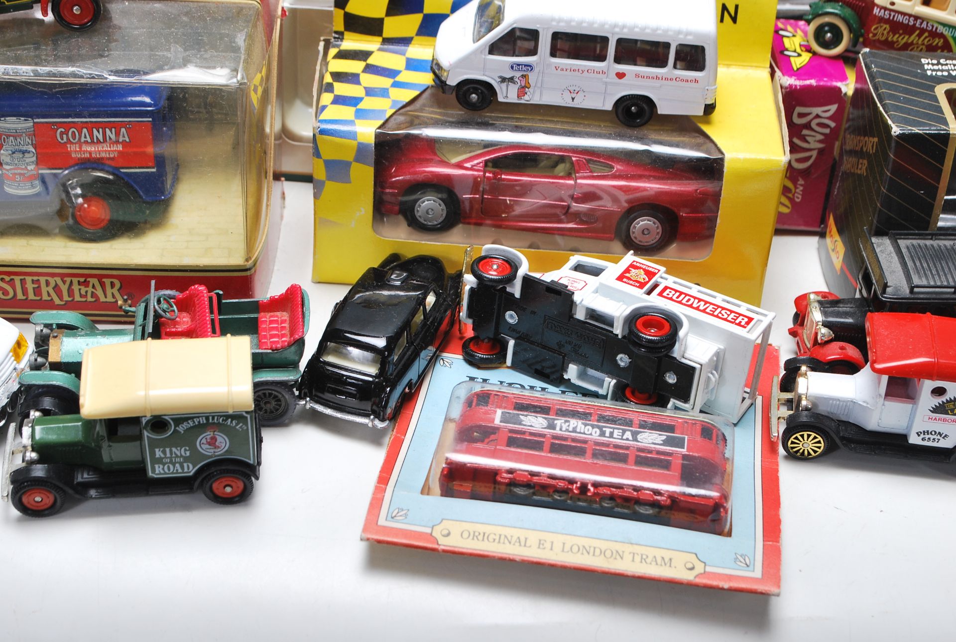 LARGE COLLECTION OF VINTAGE DIE CAST TOYS / CARS - Bild 3 aus 10