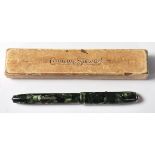 1950’S CONWAY STEWART MODEL 75 GREEN MARBLED PEARL EFFECT FOUNTAIN PEN WITH 14CT GOLD NIB