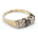 9CT GOLD GARNET AND SPINEL RING