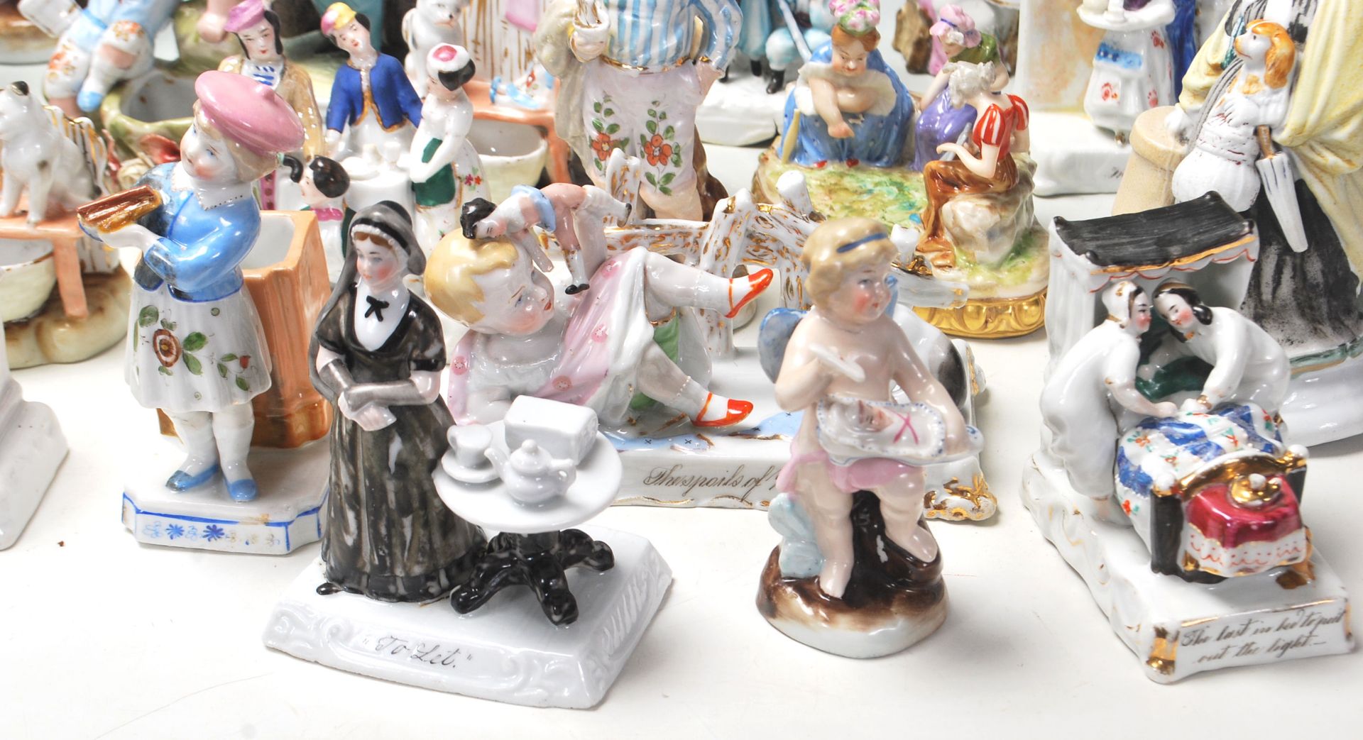 COLLECTION OF 19TH CENTURY BISQUE WARE FIGURES - Bild 4 aus 13