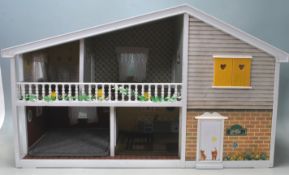 20TH CENTURY DOLLS HOUSE FURNITURE AND ACCESSORIES
