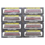 RAKE OF GRAHAM FARISH N GAUGE BOXED COACHES