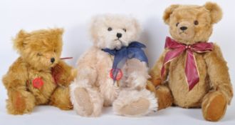 COLLECTION OF X3 WIND UP MUSICAL HERMANN TEDDY BEARS