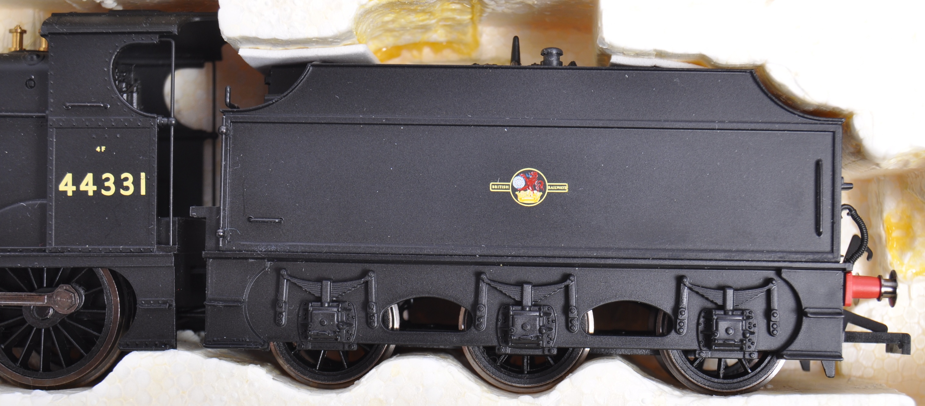 HORNBY 00 GAUGE R3031 BR FOWLER CLASS 4F LOCOMOTIVE - Image 2 of 5