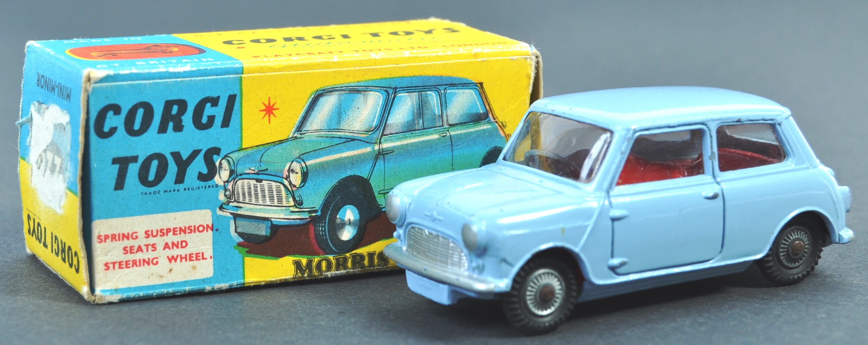 VINTAGE CORGI TOYS BOXED DIECAST MODEL 226 MORRIS