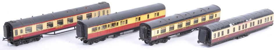 COLLECTION OF EXLEY AND OTHER HIGHLY DETAILED 00 GAUGE COACHES