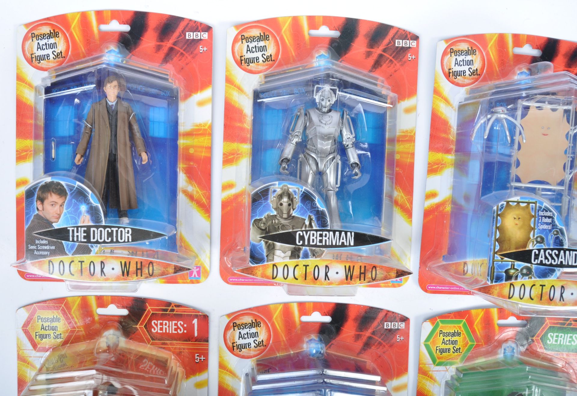 COLLECTION OF DOCTOR WHO CARDED ACTION FIGURES - Bild 2 aus 5