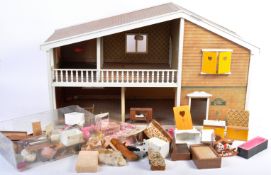 ORIGINAL BURTON TOYS / LUNDBY CAROLINES HOUSE DOLLS HOUSE AND FURNITURE