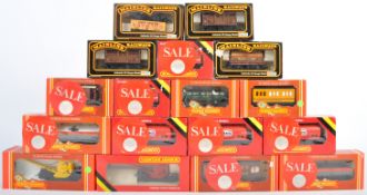 COLLECTION OF X20 VINTAGE HORNBY & MAINLINE LOCOMOTIVE WAGONS