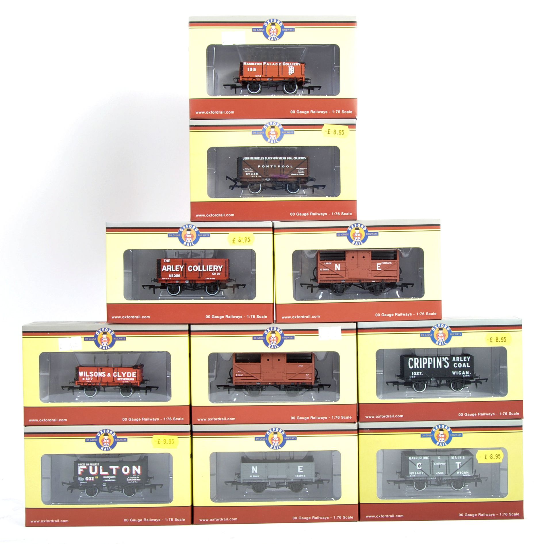 RAKE OF BOXED OXFORD RAIL 00 GAUGE WAGONS & ROLLING STOCK