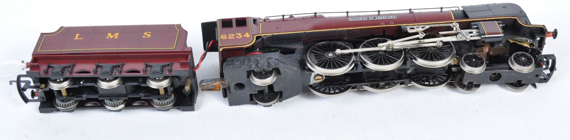 VINTAGE HORNBY RAILWAYS 00 GAUGE MODEL RAILWAY LOCOMOTIVE - Bild 2 aus 5