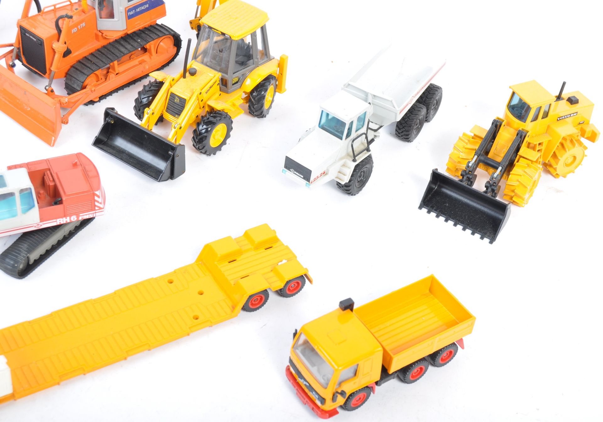 COLLECTION OF 1/50 NZG AND OTHER CONSTRUCTION DIECAST - Bild 2 aus 5