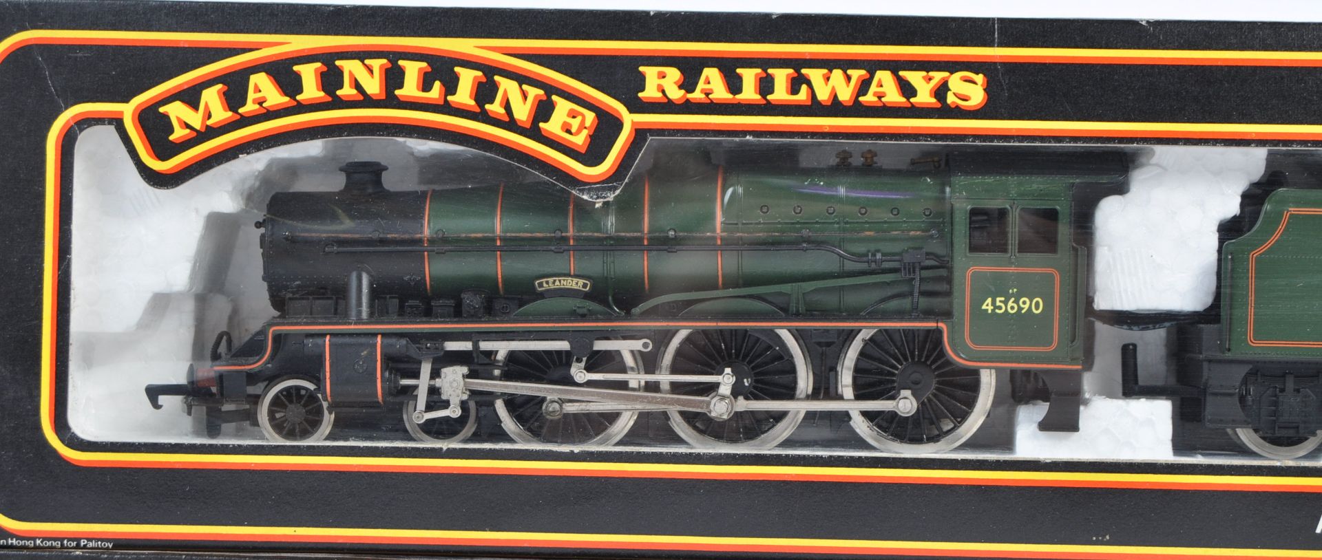 TWO ORIGINAL PALITOY MAINLINE 00 GAUGE LOCOMOTIVES - Bild 2 aus 5