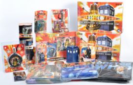 LARGE COLLECTION OF DOCTOR WHO MEMORABILIA