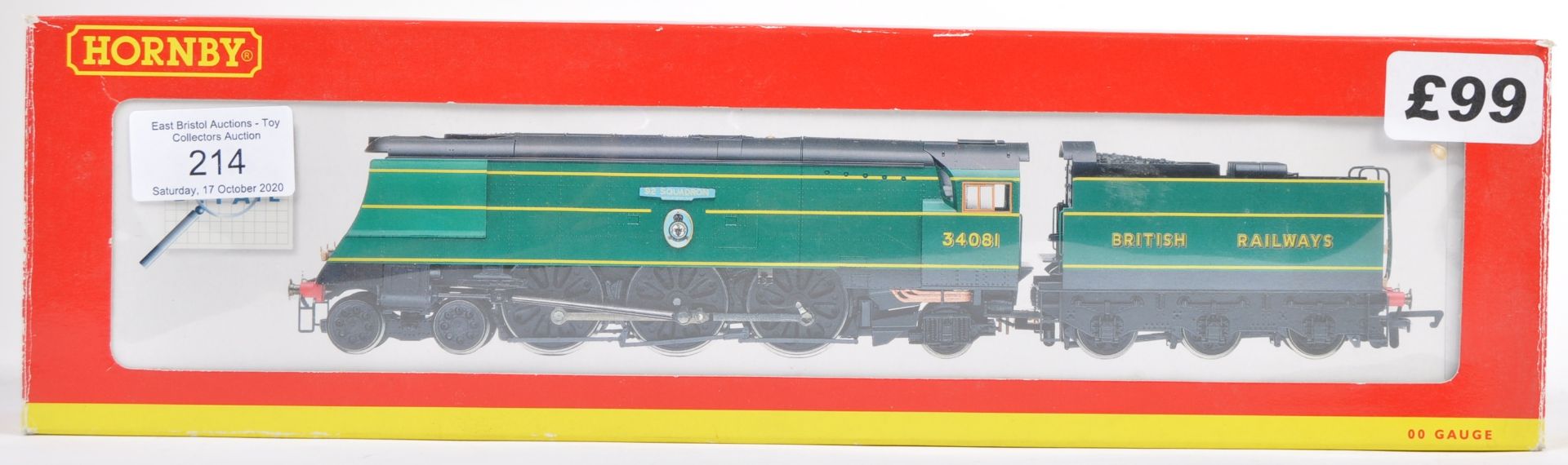 HORNBY 00 GAUGE R2220 BATTLE OF BRITAIN CLASS LOCOMOTIVE