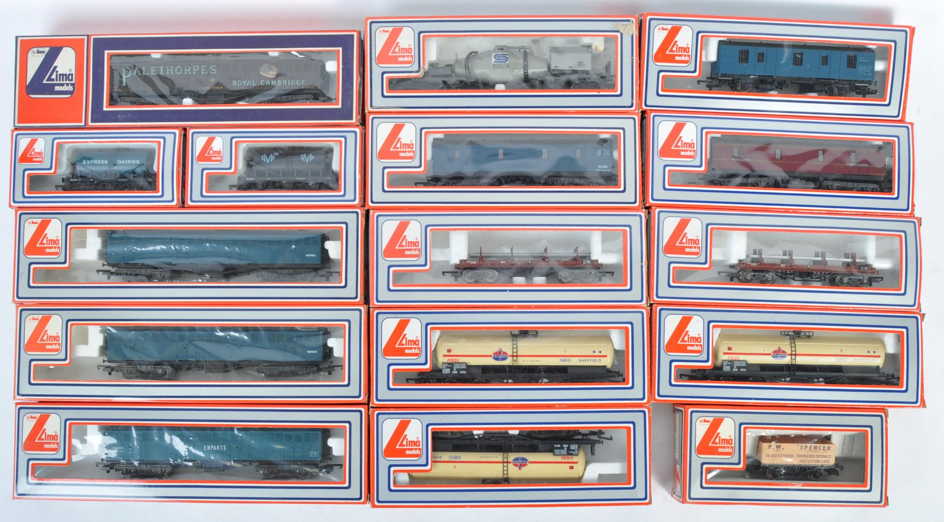 COLLECTION OF BOXED LIMA 00 GAUGE ROLLING STOCK