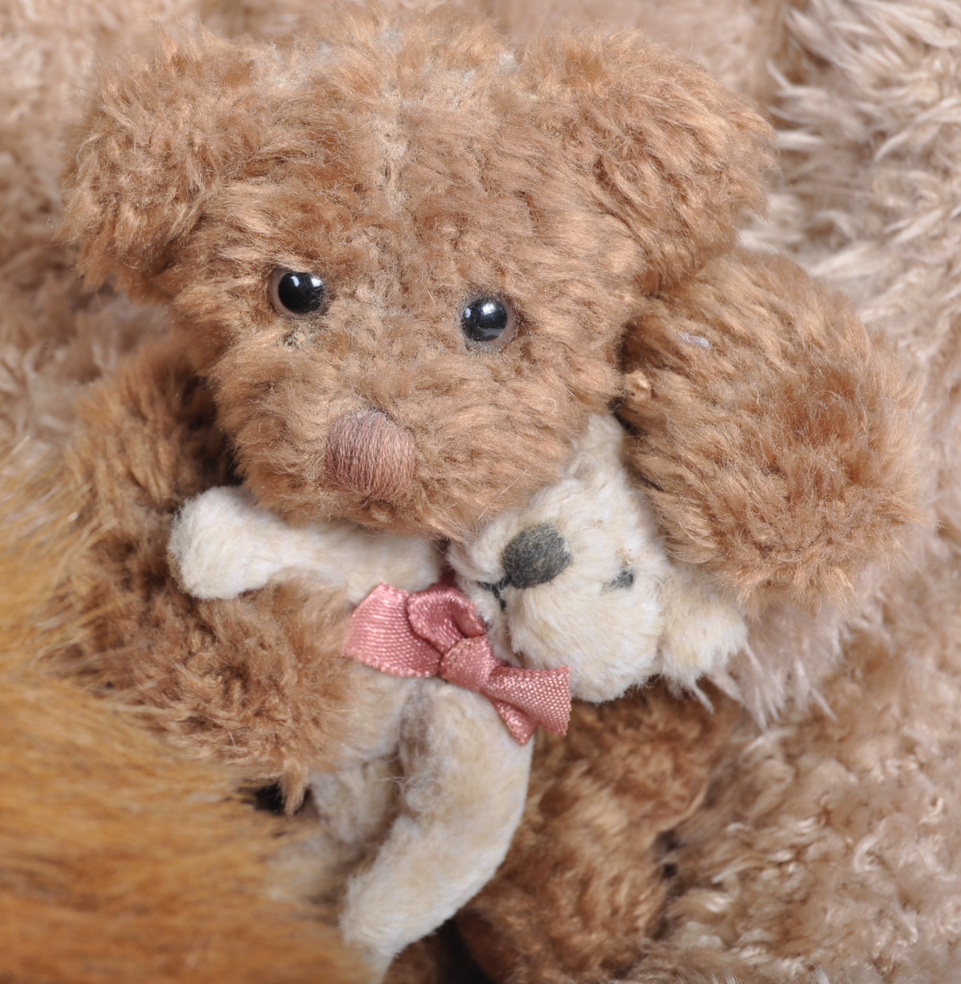 A LARGE COLLECTION OF X16 ASSORTED RUSS BERRIE TEDDY BEARS - Image 7 of 7
