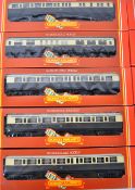 COLLECTION OF 10X HORNBY RAILWAYS 00 GAUGE CARRIAGES