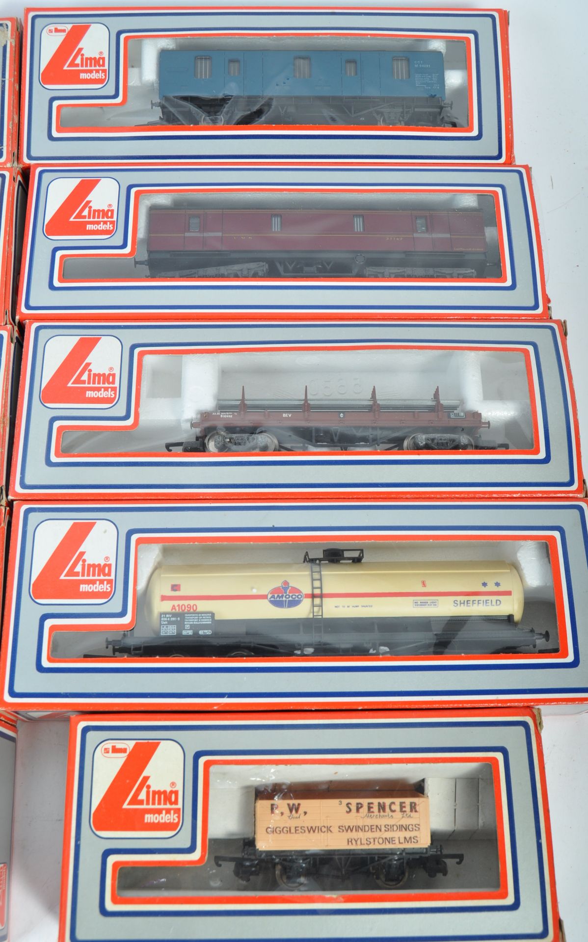 COLLECTION OF BOXED LIMA 00 GAUGE ROLLING STOCK - Bild 4 aus 5