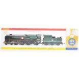 HORNBY 00 GAUGE R2294 MERCHANT NAVY CLASS TRAINSET LOCOMOTIVE