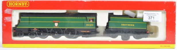 HORNBY 00 GAUGE R2219 WEST COUNTRY CLASS BLACKMOOR VALE