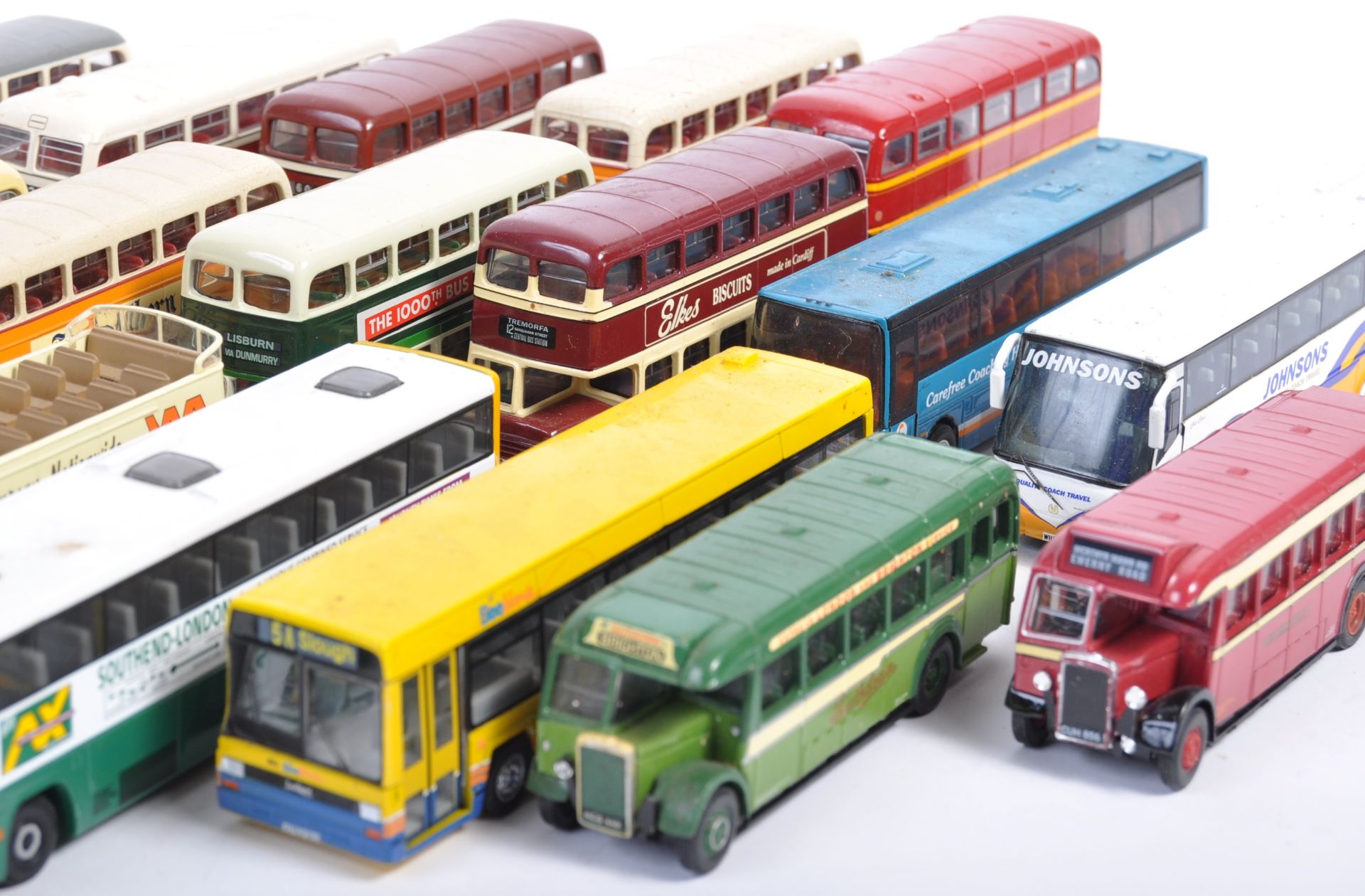 COLLECTION OF ASSORTED CORGI OMNIBUS & EFE DIECAST - Bild 4 aus 5