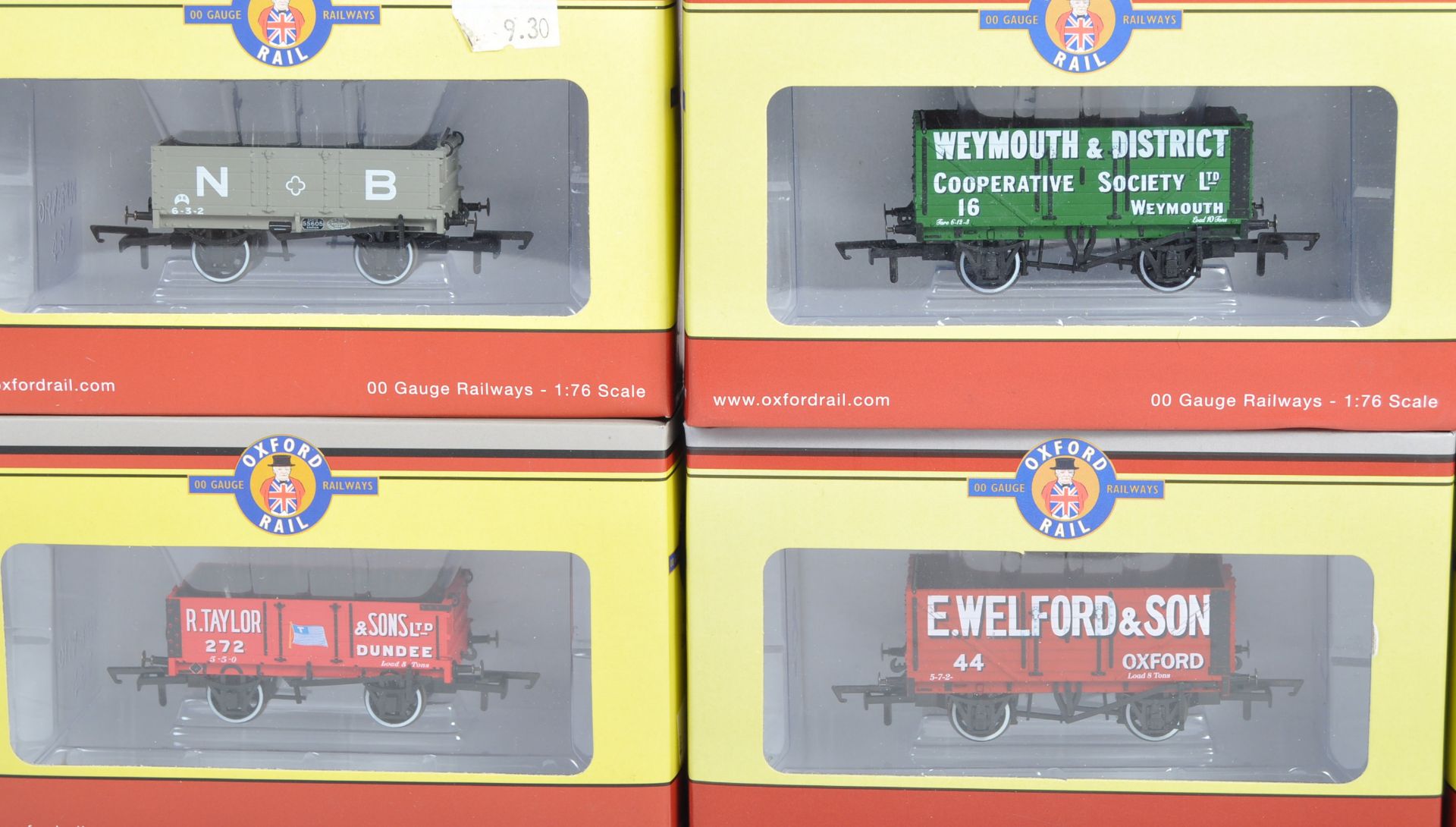 RAKE OF BOXED OXFORD RAIL 00 GAUGE WAGONS & ROLLING STOCK - Bild 2 aus 4