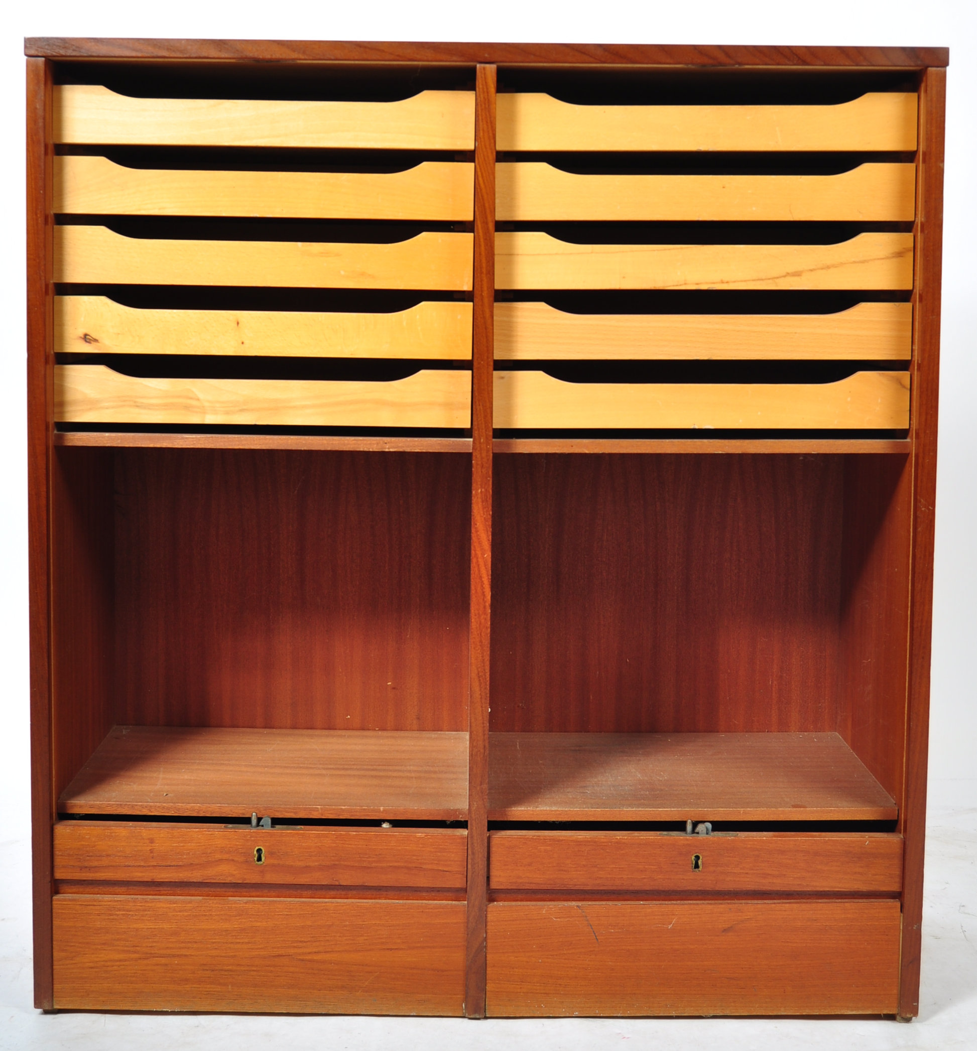 MID CENTURY MODERN DANISH OFFICE TWIN SECTION TAMB - Image 3 of 3