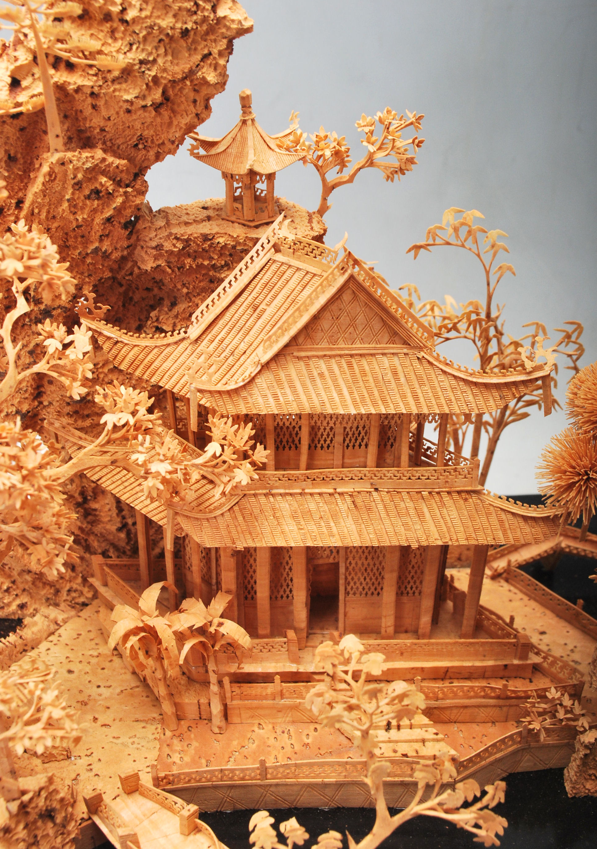 A mid 20th century antique style Chinese diorama d - Image 3 of 7