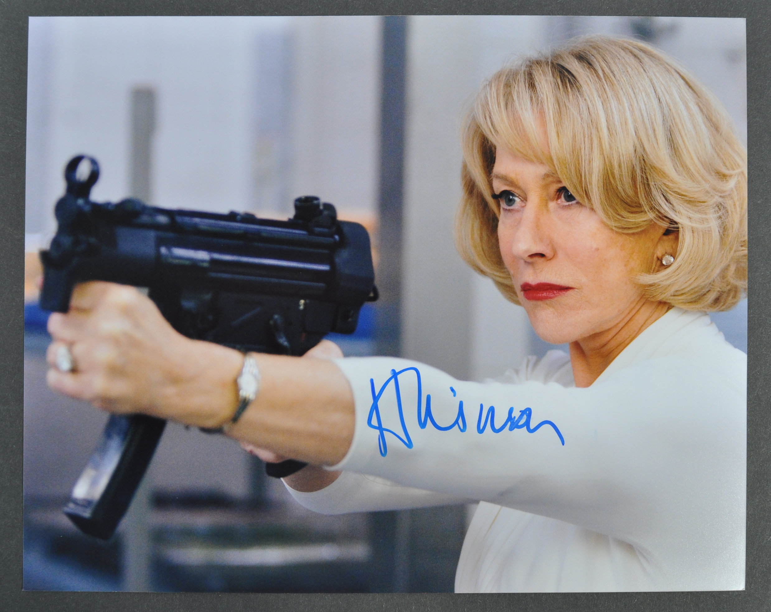 HELEN MIRREN - BRITISH ACTRESS - RED - AUTOGRAPHED