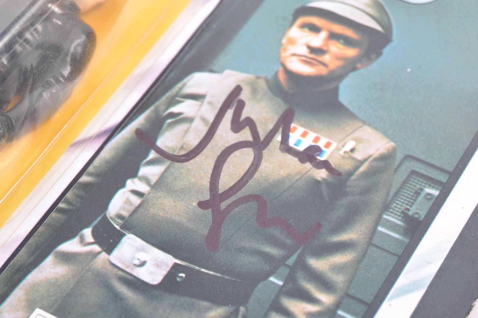 JULIAN GLOVER COLLECTION - SIGNED STAR WARS ACTION - Bild 2 aus 6