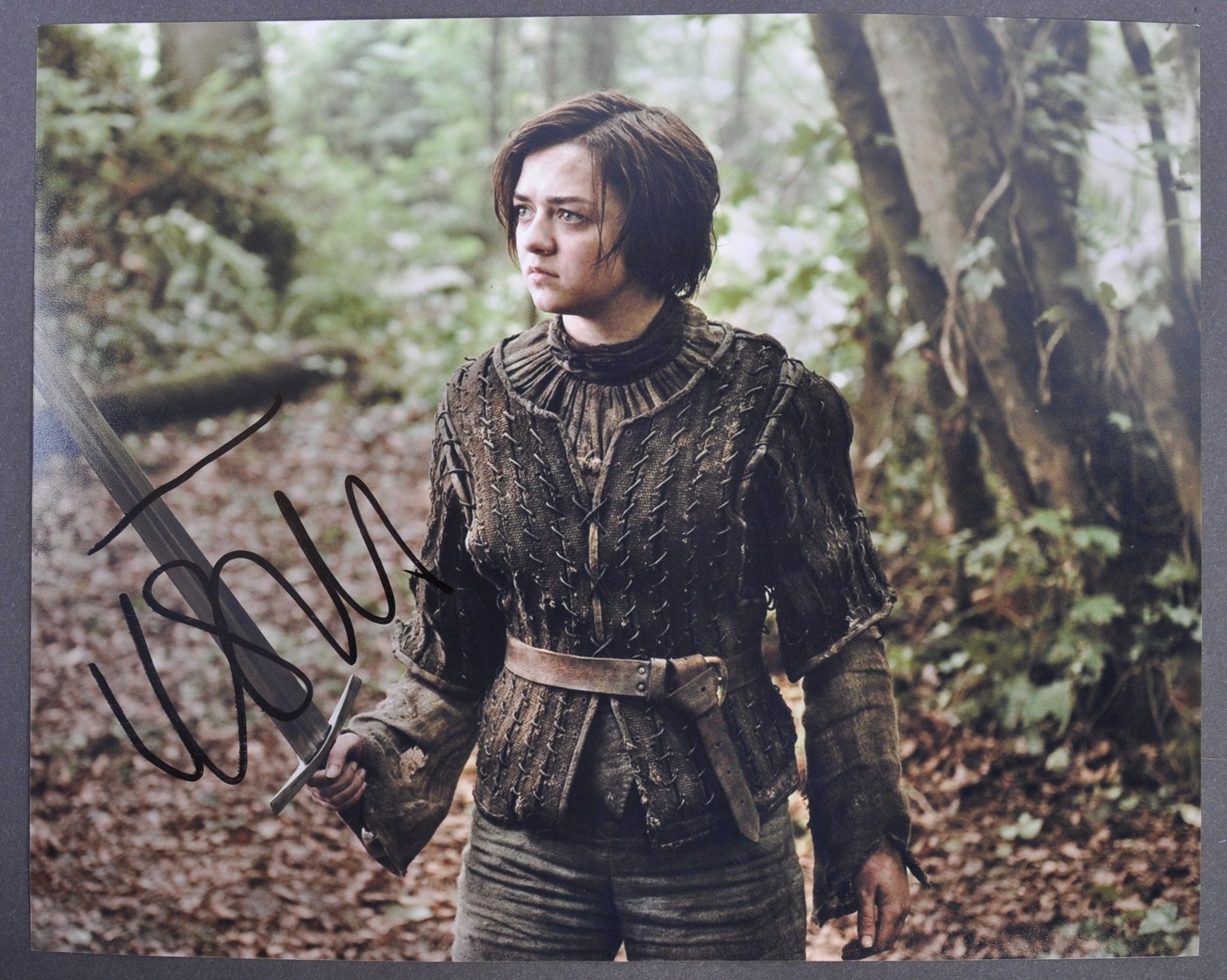 GAME OF THRONES - MAISIE WILLIAMS - SIGNED PHOTOGR