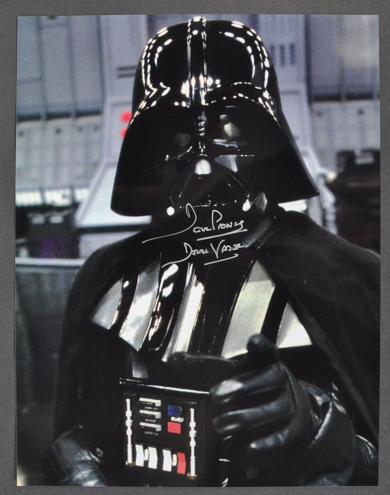DAVE PROWSE - STAR WARS - DARTH VADER SIGNED 16X12" PHOTOGRAPH