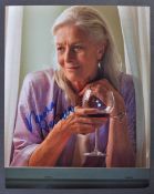 VANESSA REDGRAVE - ENGLISH ACTRESS - SIGNED 8X10" PHOTO