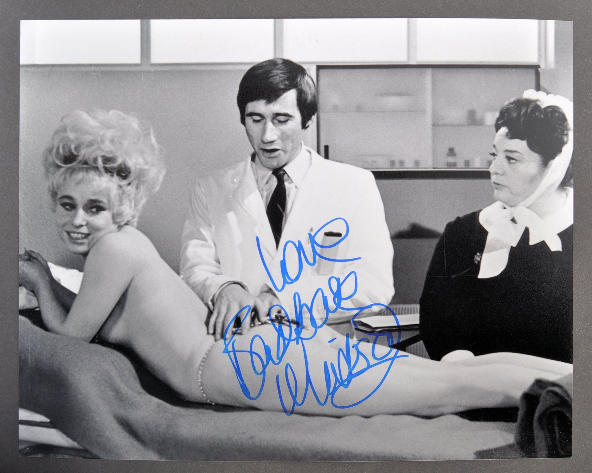 CARRY ON FILMS - BARBARA WINDSOR - RARE SIGNED PHO